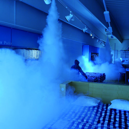 SmokeCloack_TexWarehouse03